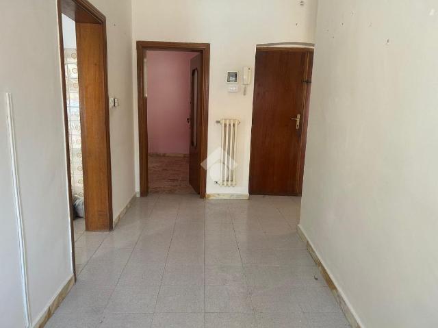 Trilocale in Via Oronzo Azzariti, Barletta - Foto 1