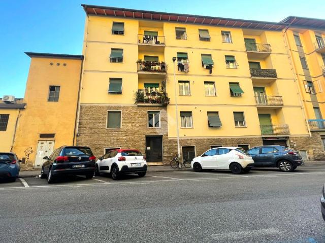 Quadrilocale in Via Francesco De Pinedo 11, Firenze - Foto 1