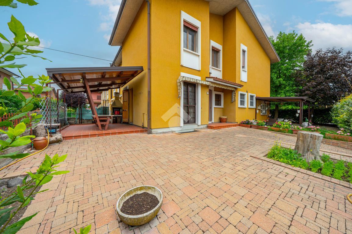 Villa a schiera in vendita a Scandiano