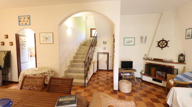 Villa a schiera in Via Agrifoglio 29, Anzio - Foto 1