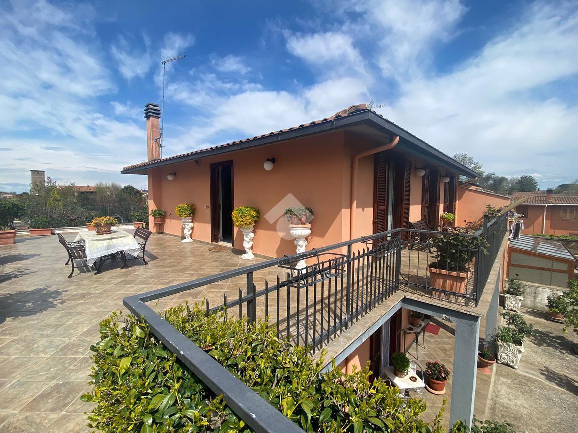 Villa in vendita a Fabrica Di Roma
