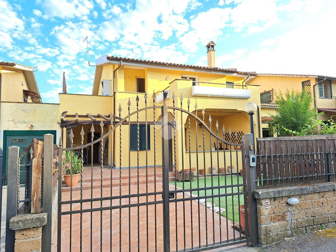 Villa a schiera in vendita a Fabrica Di Roma