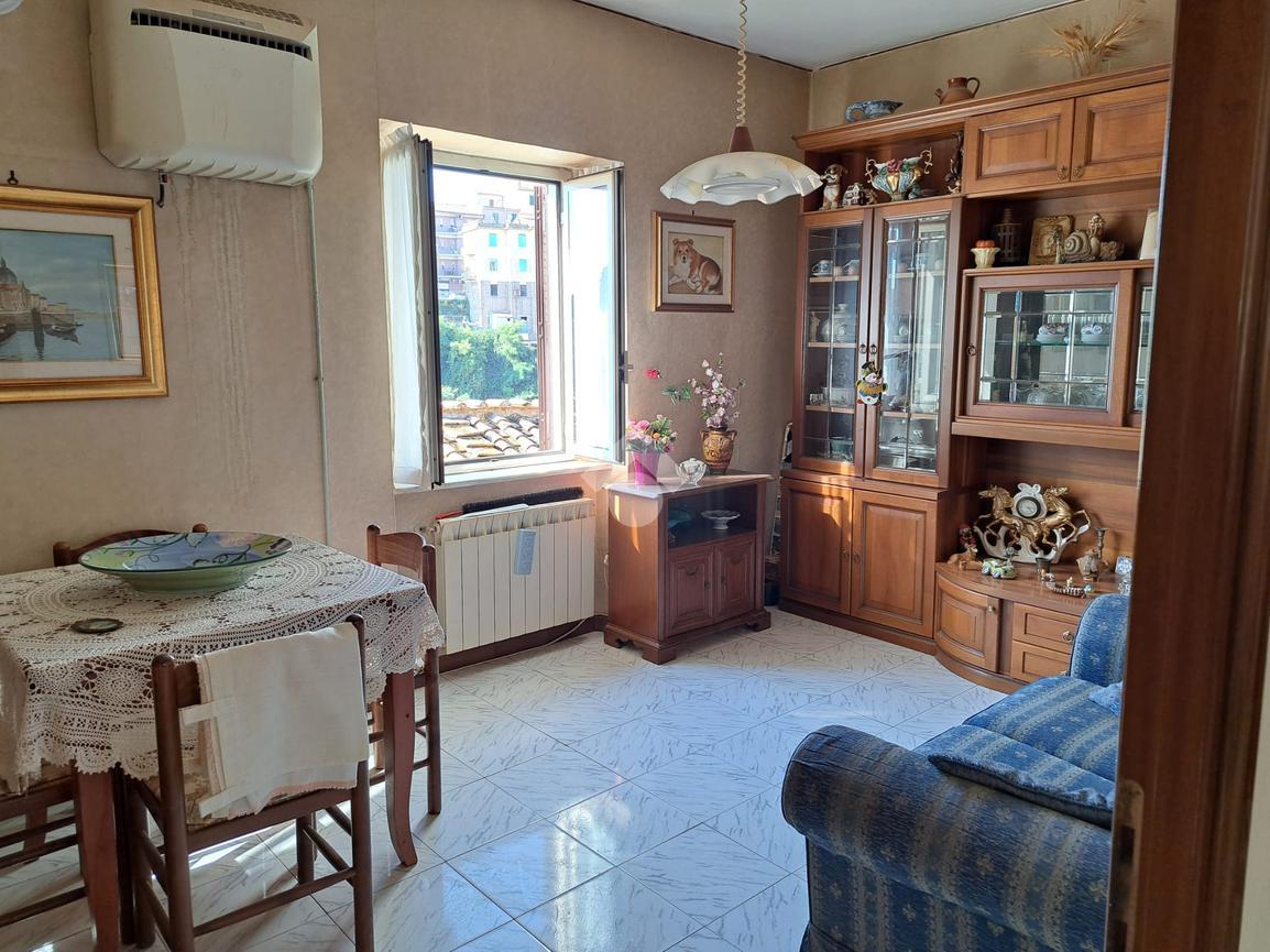 Appartamento in vendita a Vallerano