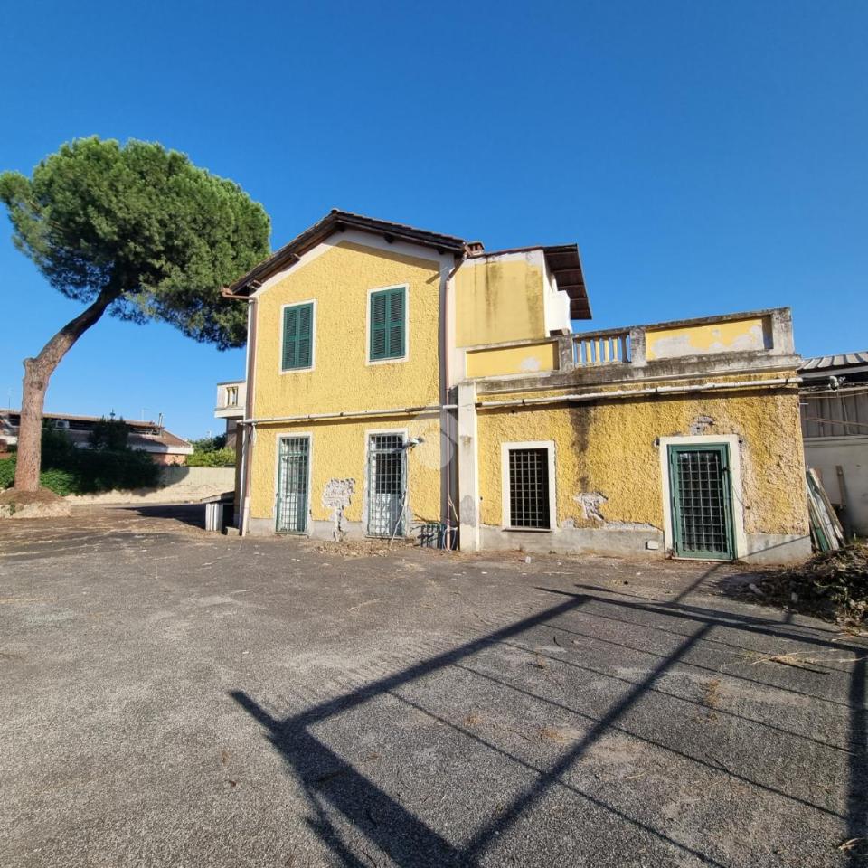 Palazzo in vendita a Roma