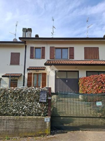 Villa a schiera in Via Ivo Sassi, Valsamoggia - Foto 1