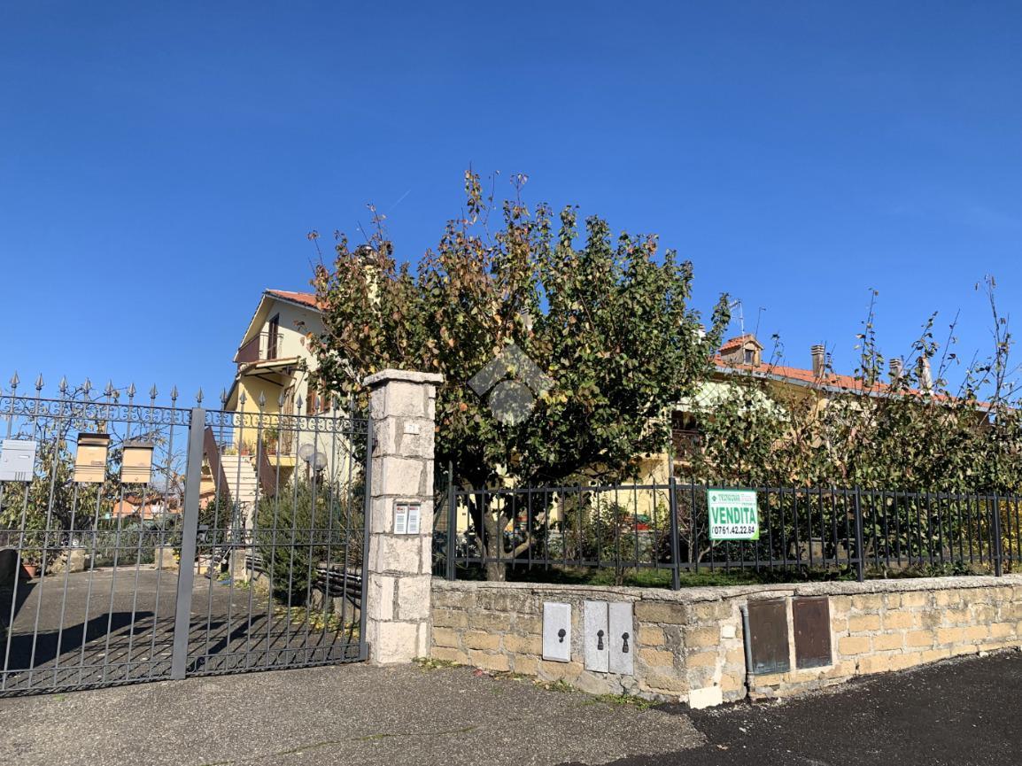 Villa a schiera in vendita a Farnese