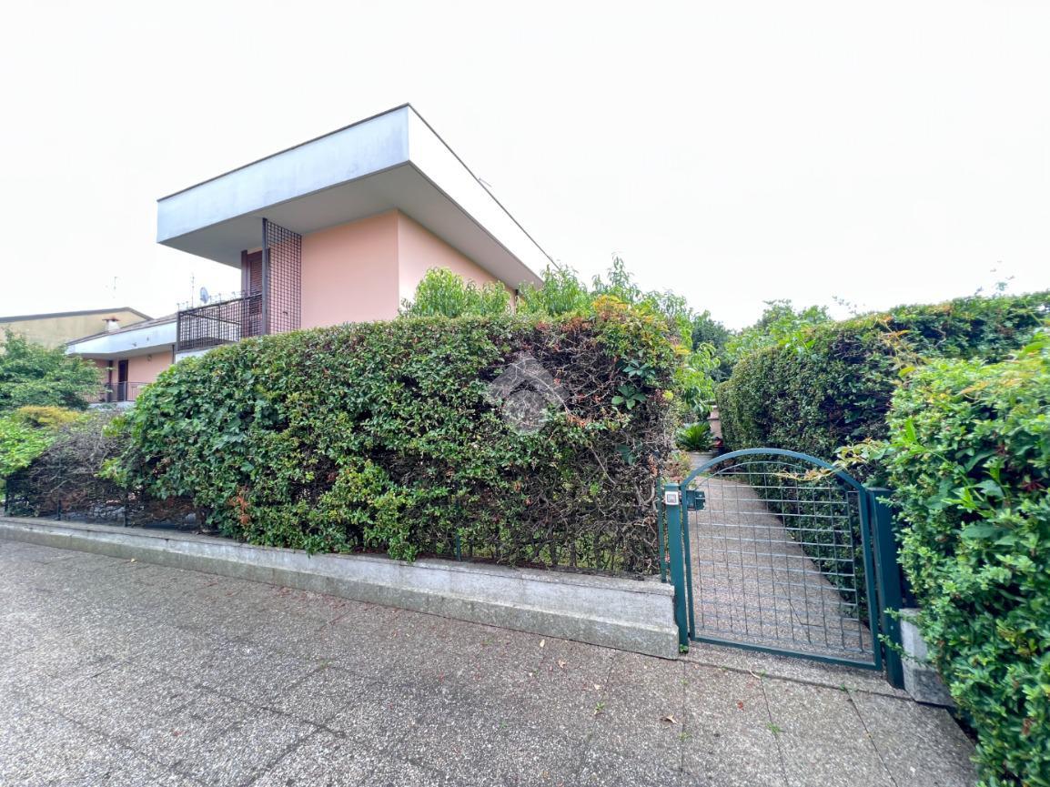 Villa a schiera in vendita a Novate Milanese