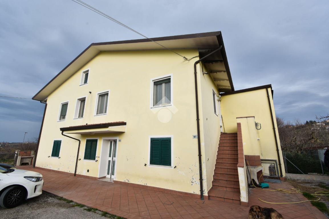Casa indipendente in vendita a Montescudo-Monte Colombo