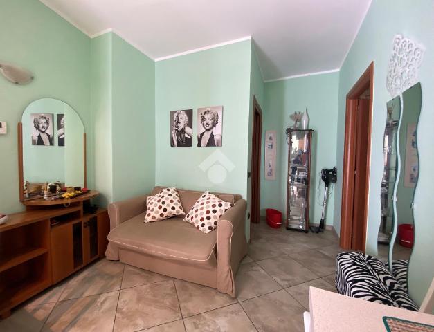 2-room flat in {3}, Via Mar Jonio 21 - Photo 1