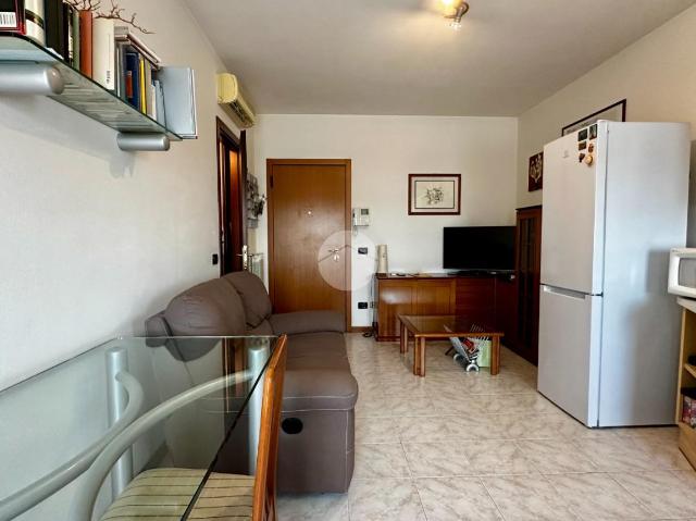 2-room flat in Via 4 Stagioni 18, Verona - Photo 1