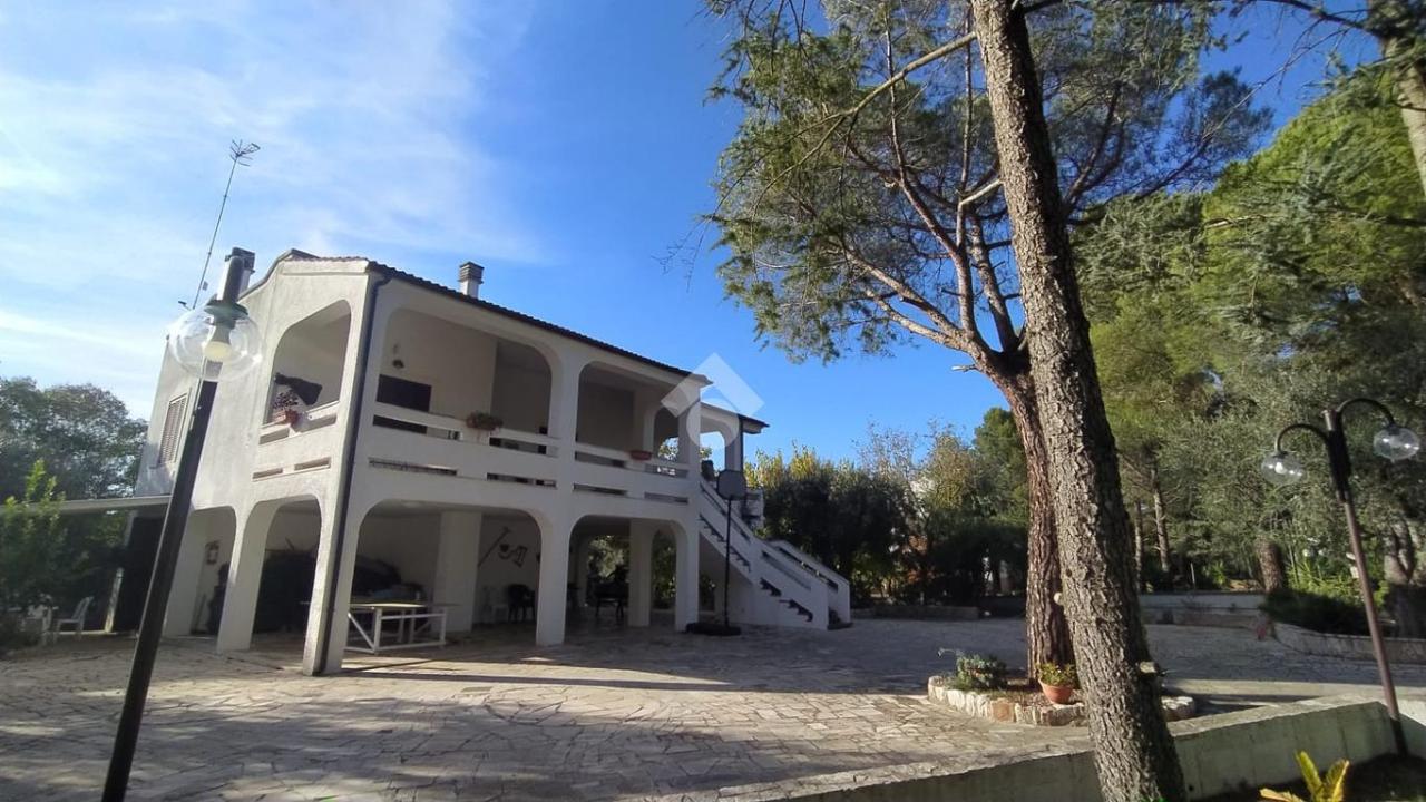 Villa in vendita a Castellana Grotte