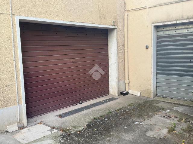 Garage or car box in {3}, Via Monte Velino 14 - Photo 1