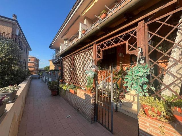 Villa in Via Aldo Moro 1, Gallicano nel Lazio - Foto 1