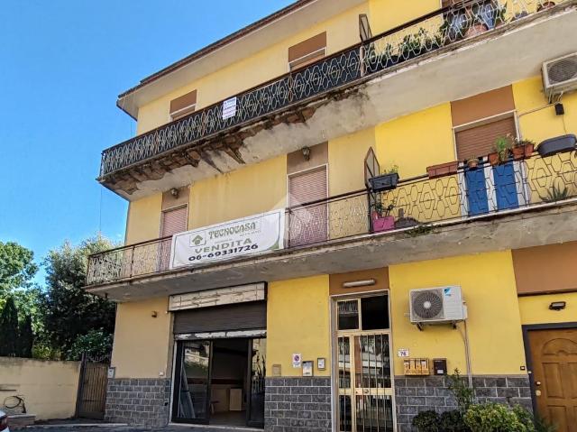 Vierzimmerwohnung in Via Aldo Moro 1, Gallicano nel Lazio - Foto 1