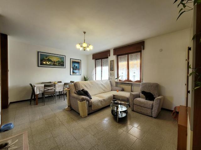 3-room flat in Via Alberto Montini 20, Castelnuovo del Garda - Photo 1