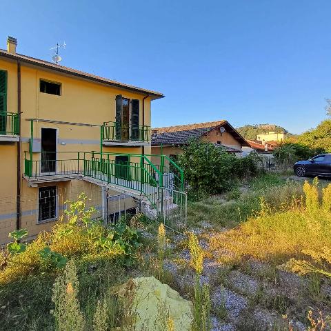 Terraced house, Aulla - Photo 1