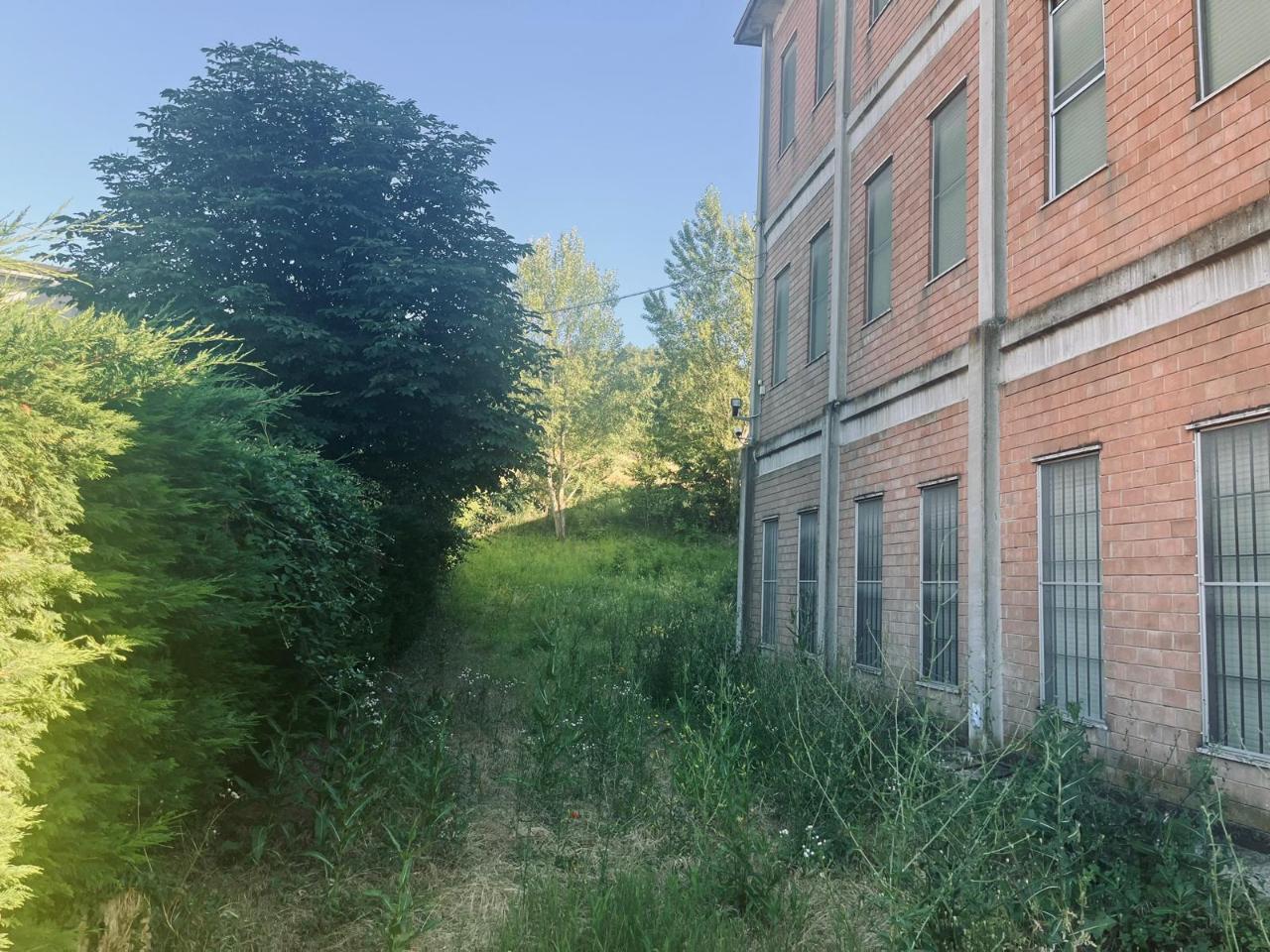 Capannone in Viale Circonvallazione 33, Medesano, {3} - Foto 2