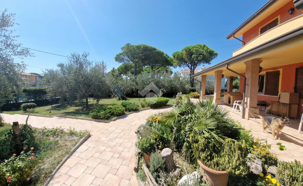 Villa in vendita a Bellaria-Igea Marina