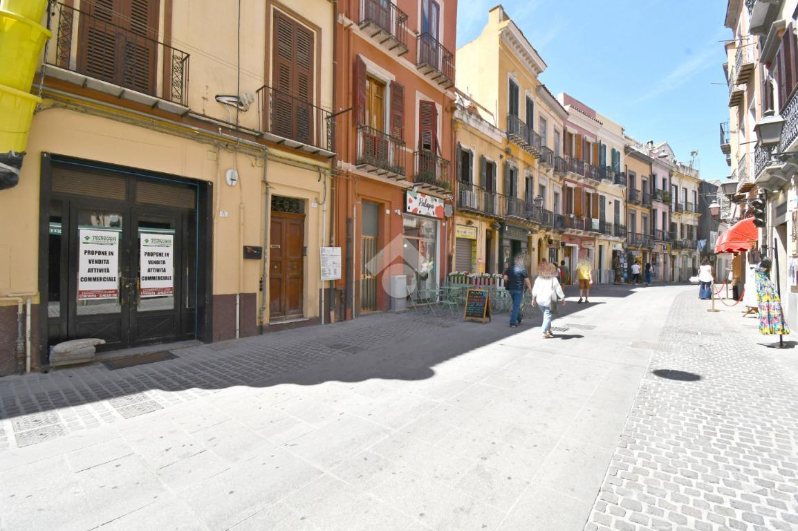 Negozio in vendita a Cagliari