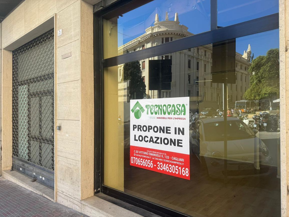 Negozio in Via Sidney Sonnino 120, Cagliari, {3} - Foto 2