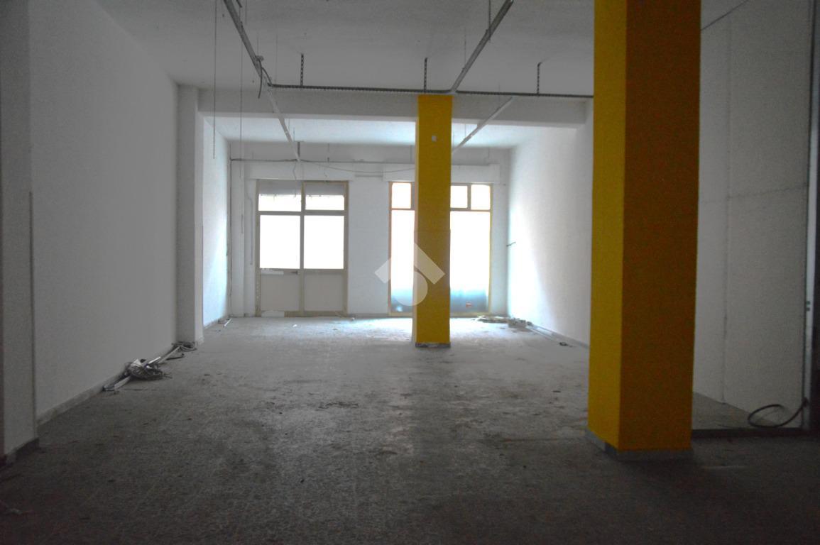 Negozio in Via Goffredo Mameli 214, Cagliari, {3} - Foto 1
