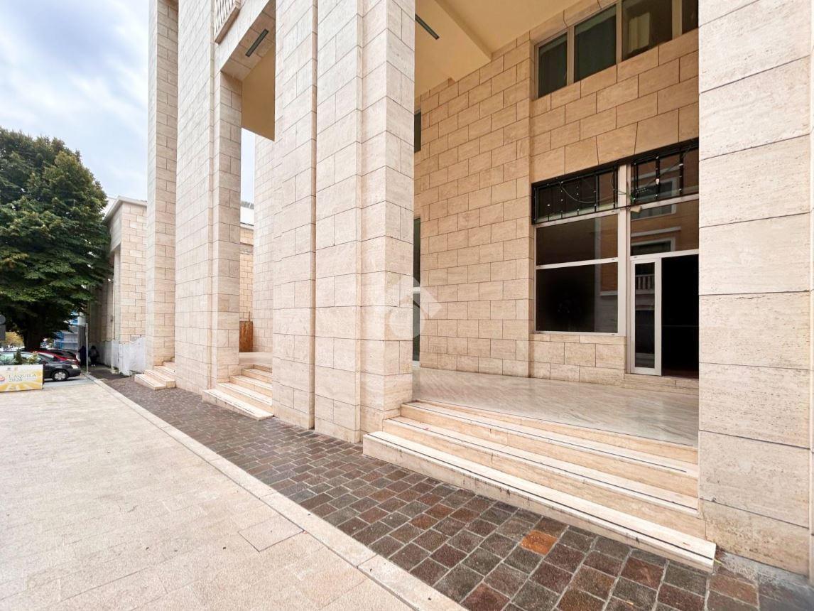Negozio in Corso Federico II 49, L'Aquila, {3} - Foto 1