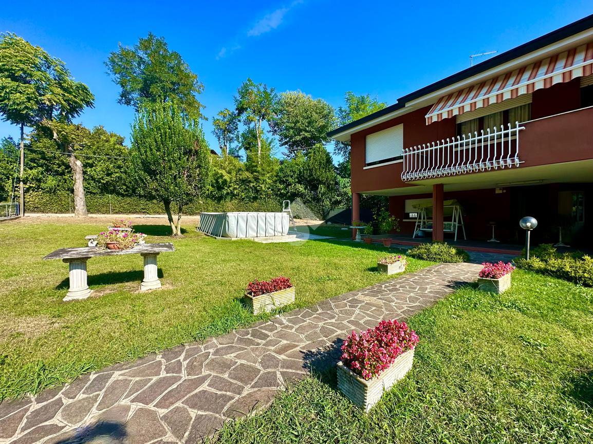 Villa in vendita a Cervarese Santa Croce