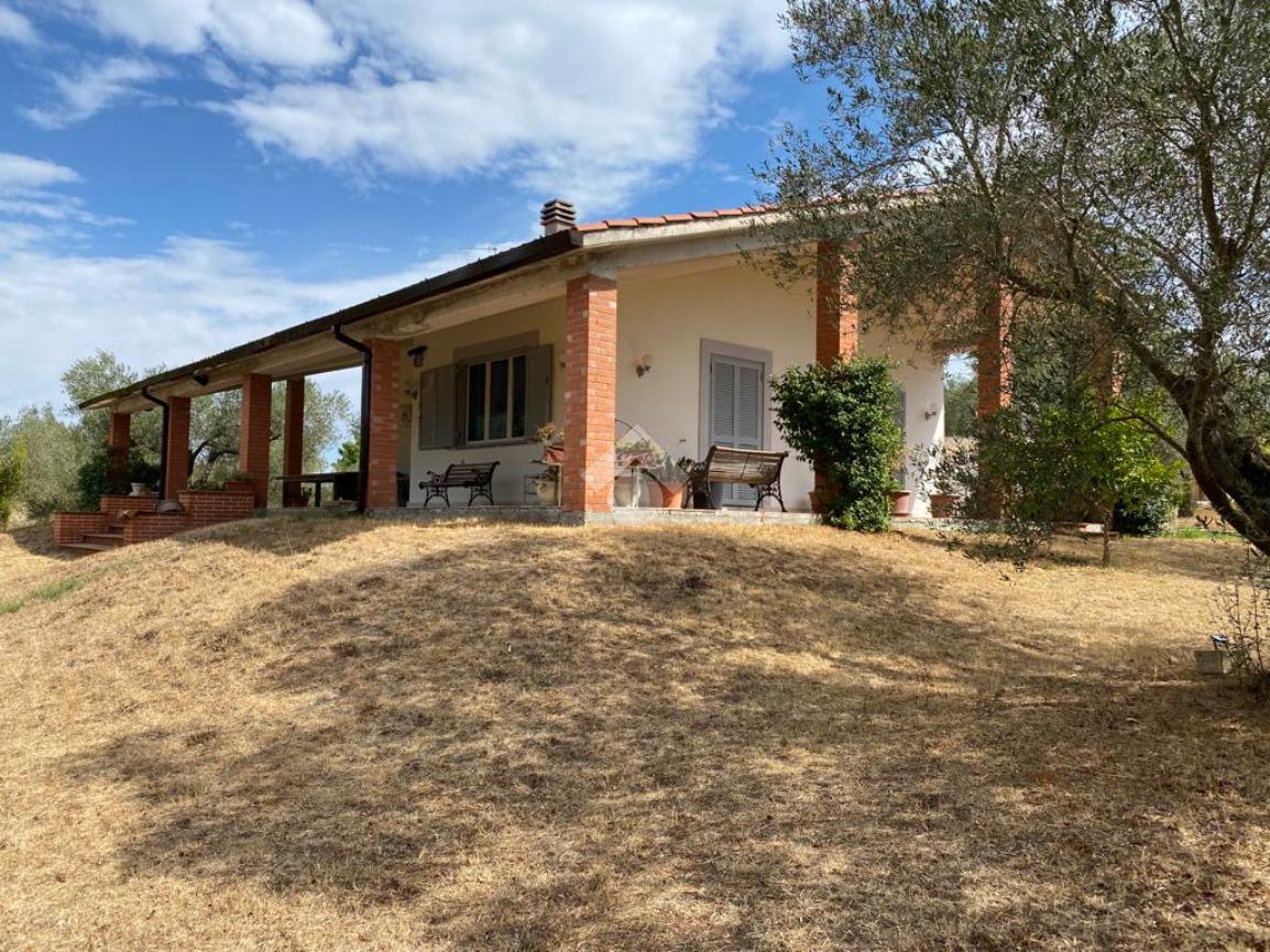 Villa in vendita a Tuscania