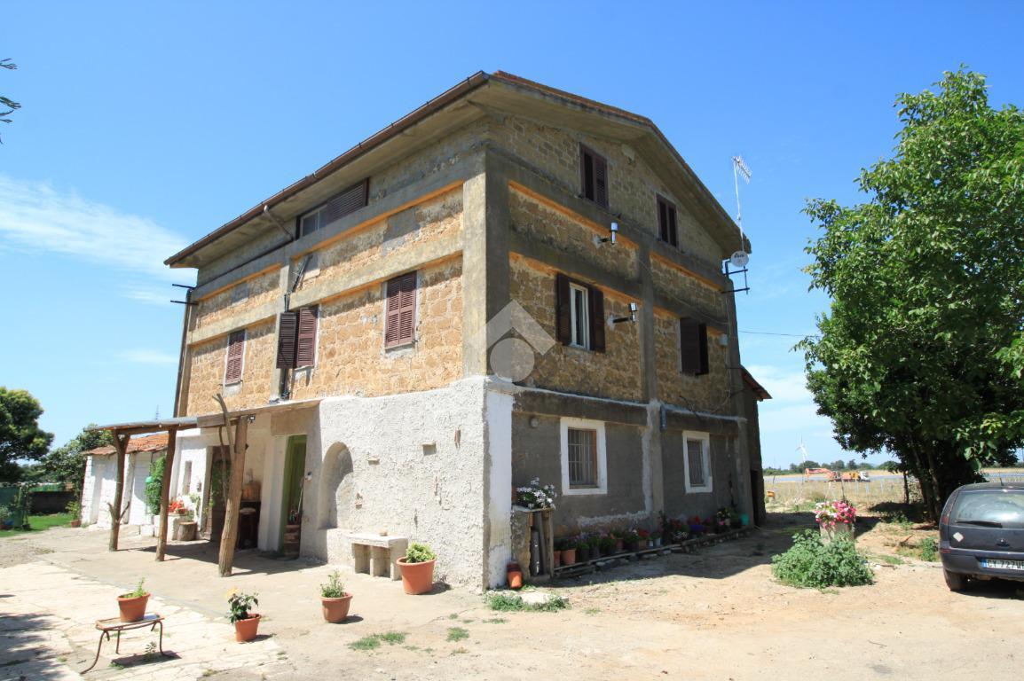 Casa indipendente in vendita a Tuscania