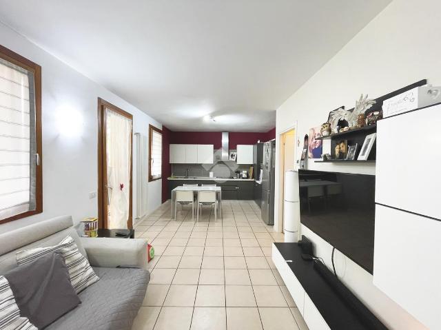 3-room flat in {3}, - Photo 1