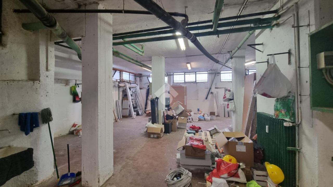 Magazzino in Via Bene Vagienna 56, Torino - Foto 1