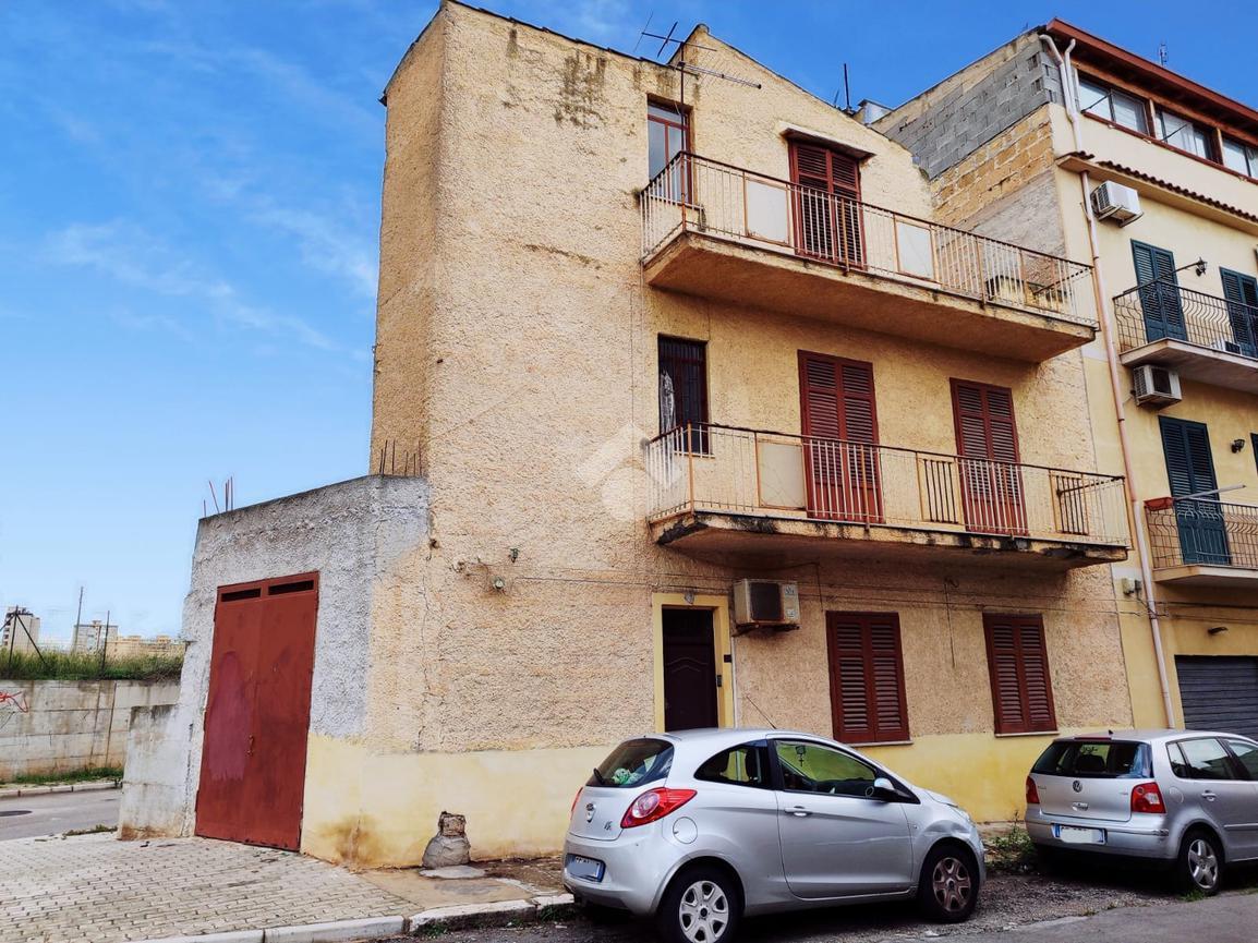 Palazzo in vendita a Palermo