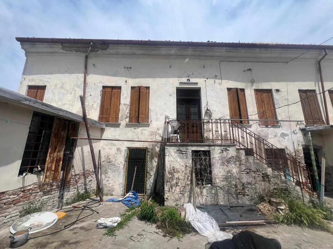 Casa indipendente in vendita a Crespino