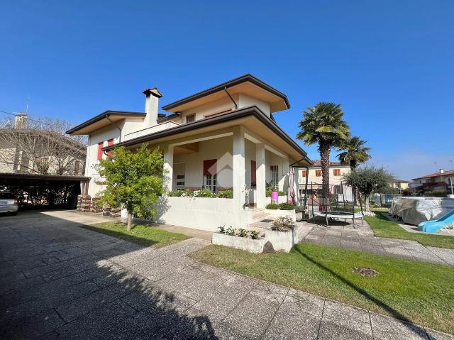 Villa in Via Brolo 10, Castelfranco Veneto - Foto 1