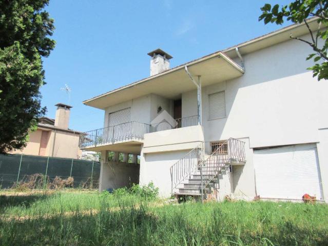 Villa in Borgo Treviso 85, Castelfranco Veneto - Foto 1