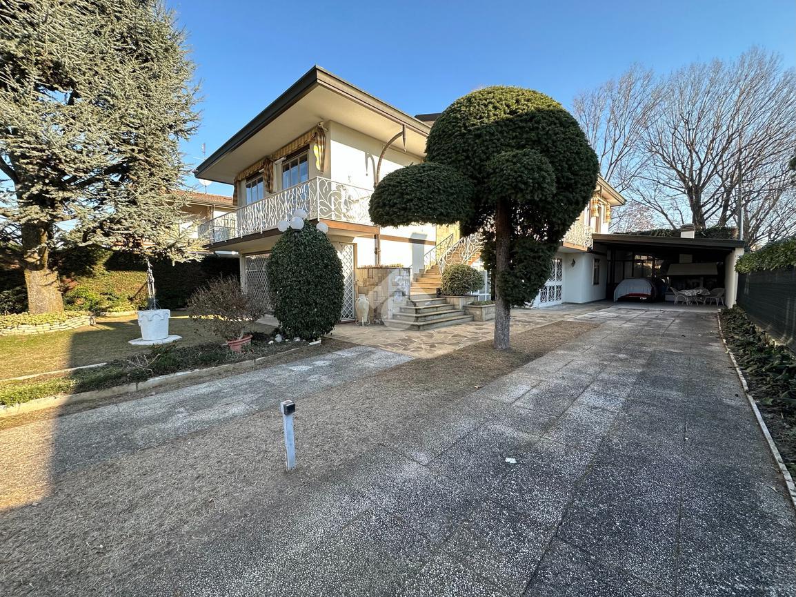 Villa in vendita a Abano Terme