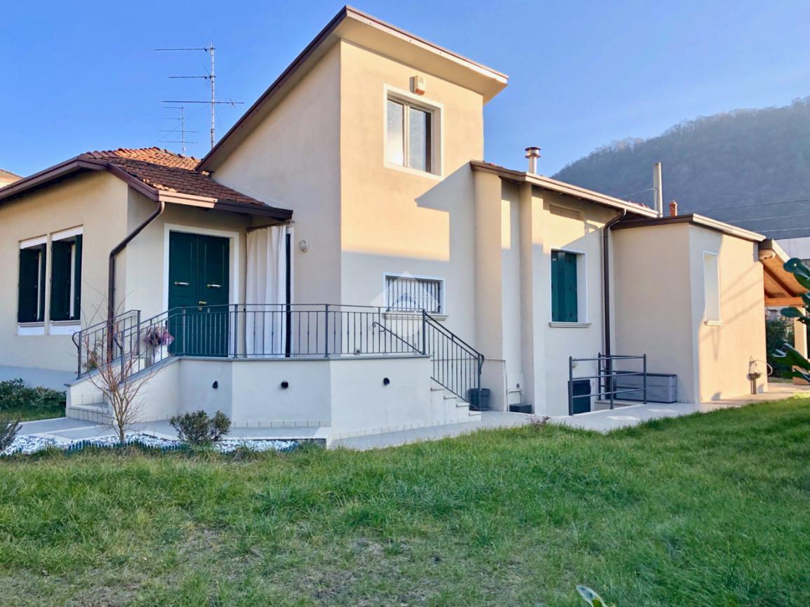 Villa in vendita a Villa Carcina