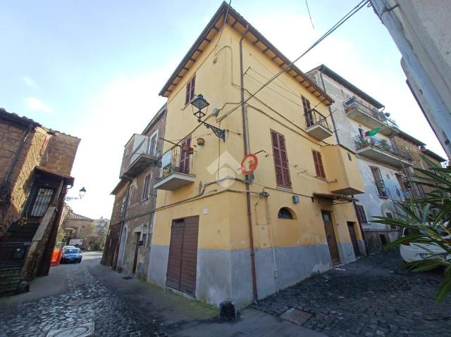 3-room flat in Via delle Colonnette 13, Nepi - Photo 1