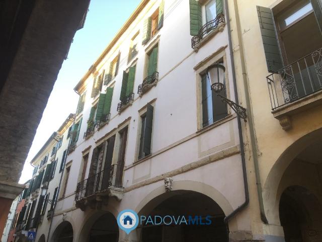 3-room flat in Via San Francesco, Padova - Photo 1