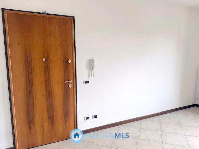 3-room flat in Via Firenze, Cadoneghe - Photo 1