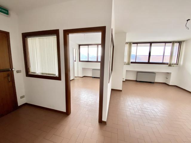 Office in Via San Pio X 34/a, Castelfranco Veneto - Photo 1