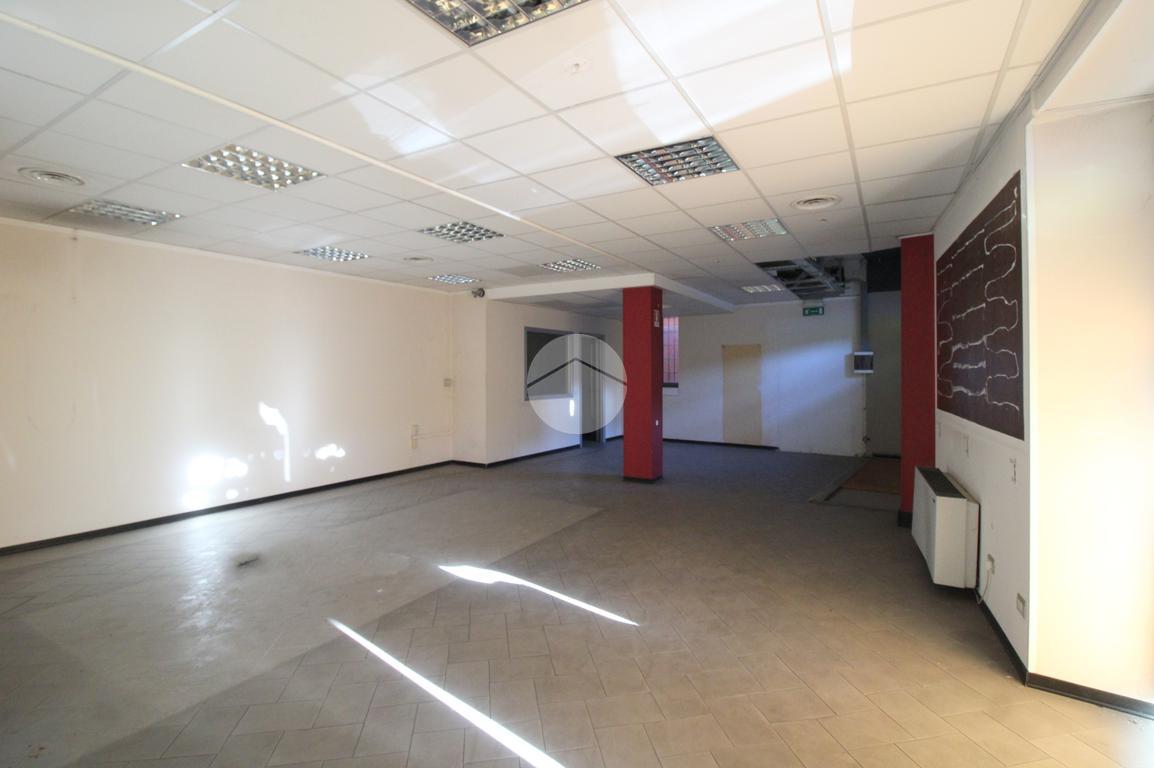 Ufficio in Piazza Torre Romana 4, Coccaglio, {3} - Foto 1