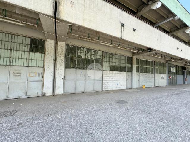 Warehouse in {3}, Via Vittorio Emanuele II 1 - Photo 1