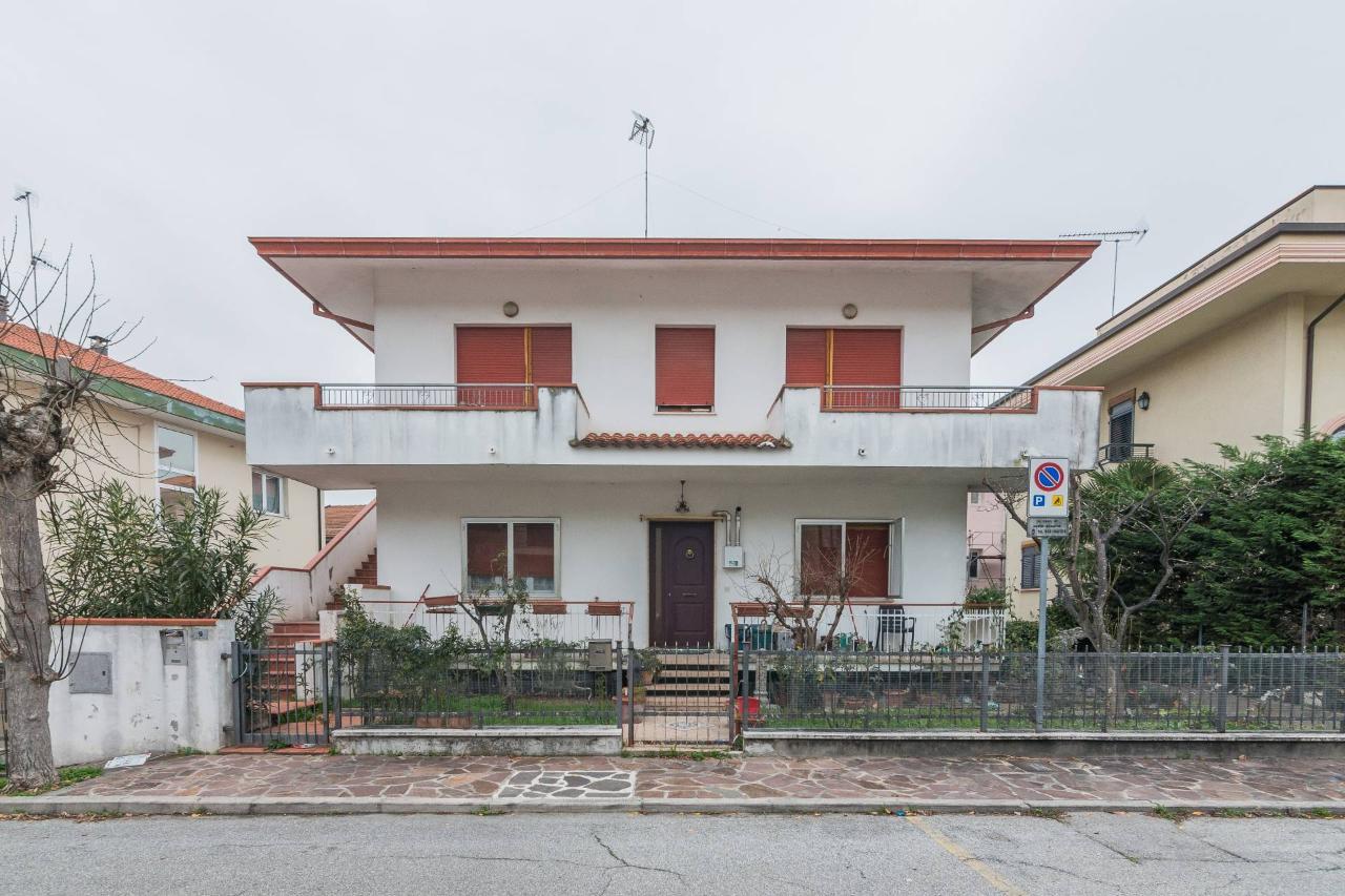 Casa indipendente in vendita a Riccione