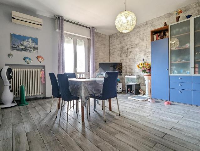 4-room flat in Via Peri 1, Sant'Ilario d'Enza - Photo 1