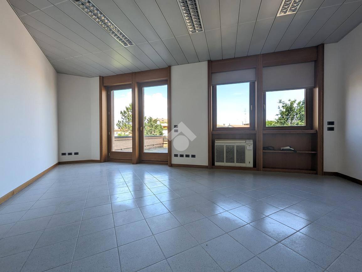 Ufficio in Via Roma 33, Sant'Ilario D'Enza, {3} - Foto 2