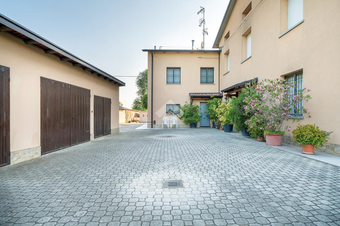 Villa in vendita a Reggio Emilia