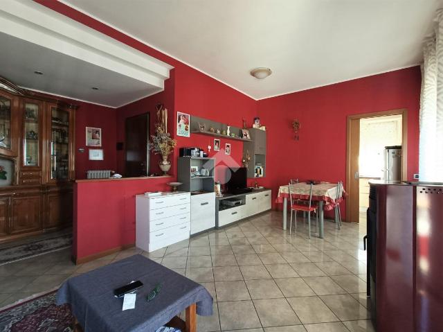 3-room flat in Via Antonio Locatelli 13, Ponte San Pietro - Photo 1