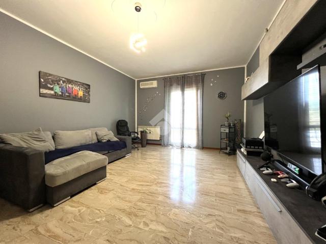 Vierzimmerwohnung in Via Circonvallazione Ovest 59, Asola - Foto 1