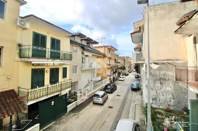 Palazzo in vendita a Mugnano Di Napoli